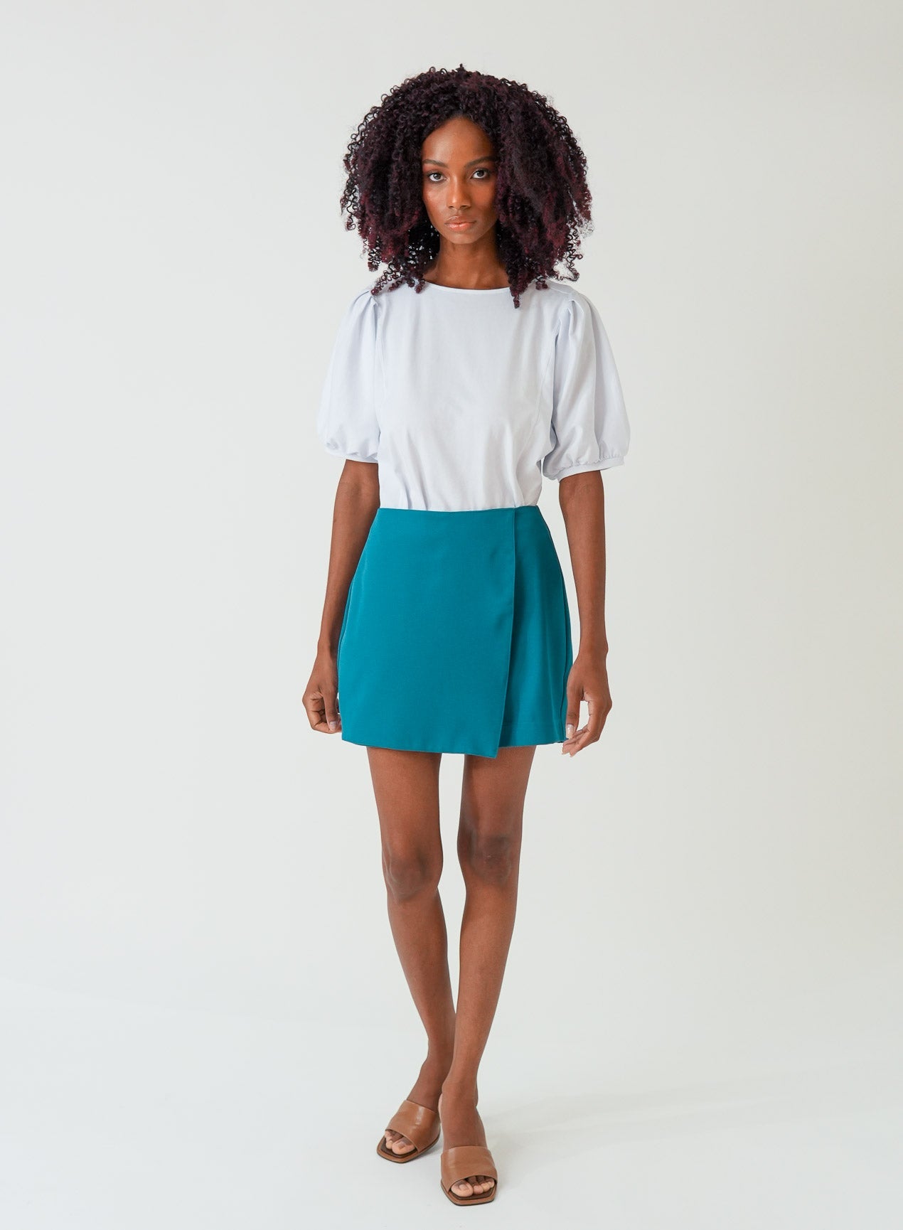 Blusa Branca Gola Redonda Zoe