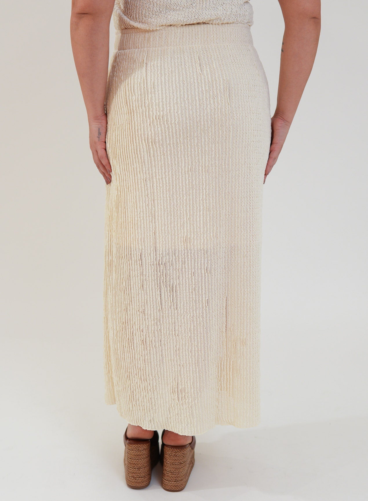 Saia Midi Renda Texturizada com Elastano Lívia Off White