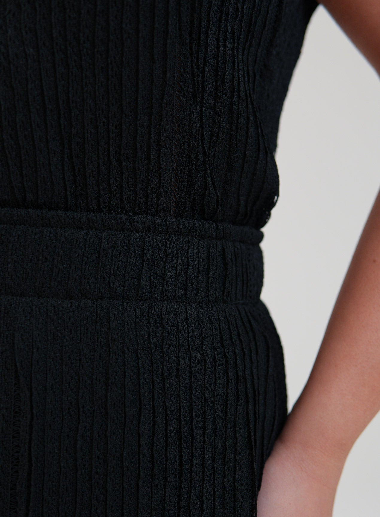 Saia Midi Renda Texturizada com Elastano Lívia Preta