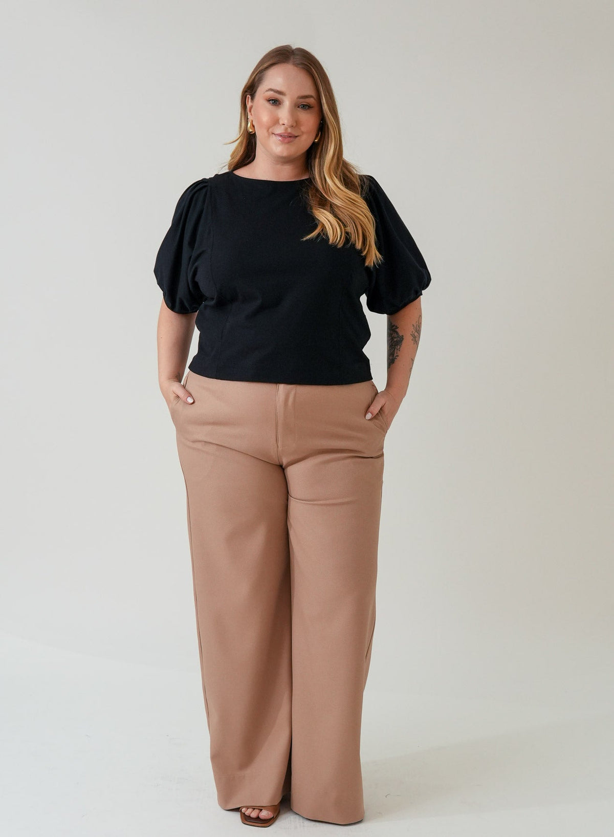 Blusa Manga Bufante Preta Zoe