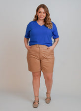 Bermuda em PU Material Sintético Caramelo Silvia