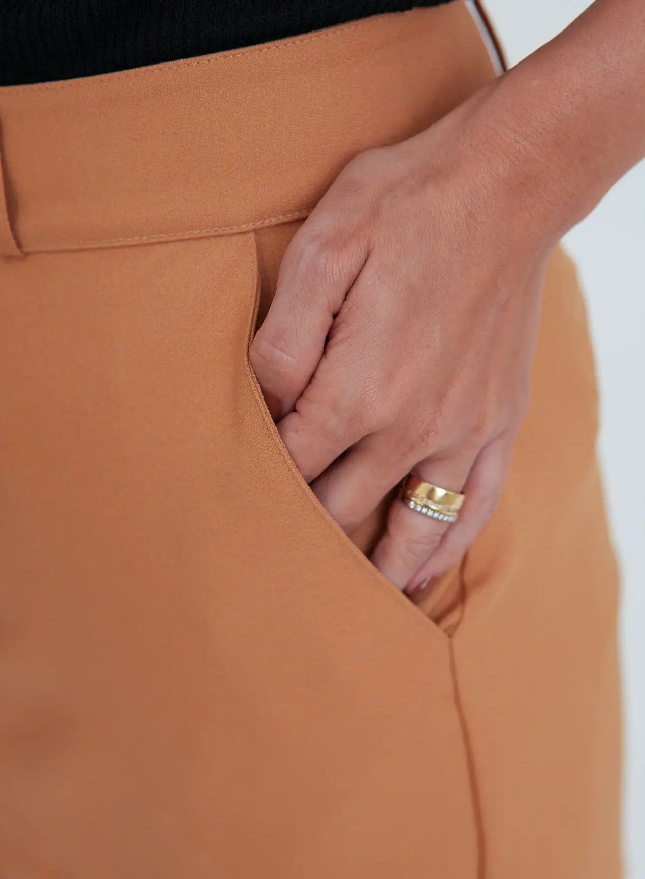 Saia Alfaiataria Nati Caramelo