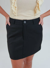 Saia Alfaiataria Nati Preta