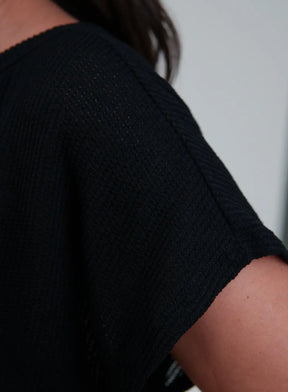 Blusa com Punho na Barra Gaia Preta