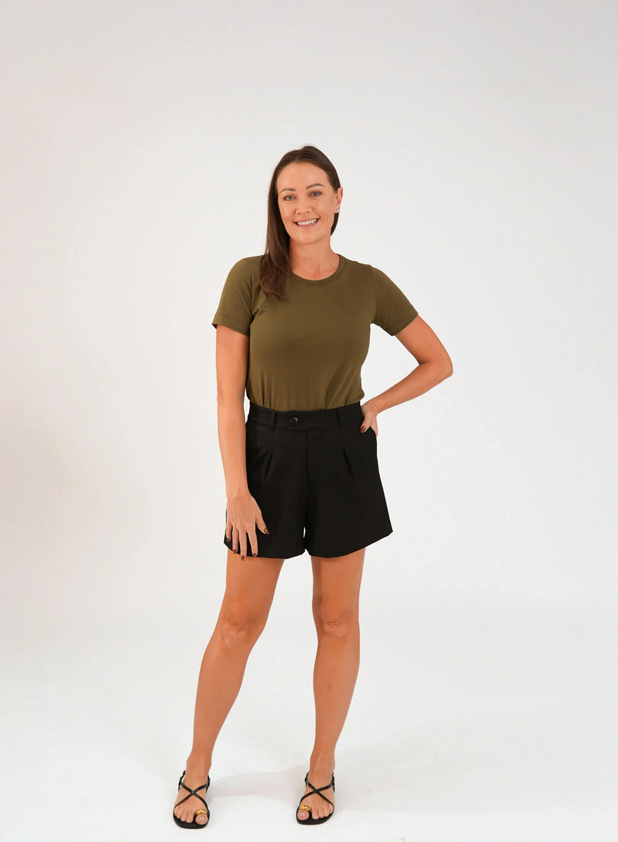 [COMPRE 1 LEVE 3] T-shirt Feminina Algodão Nina + Pulseira de brinde